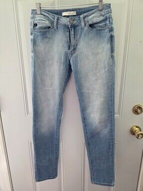 KanCan Light Blue Skinny Jeans Size 28x29